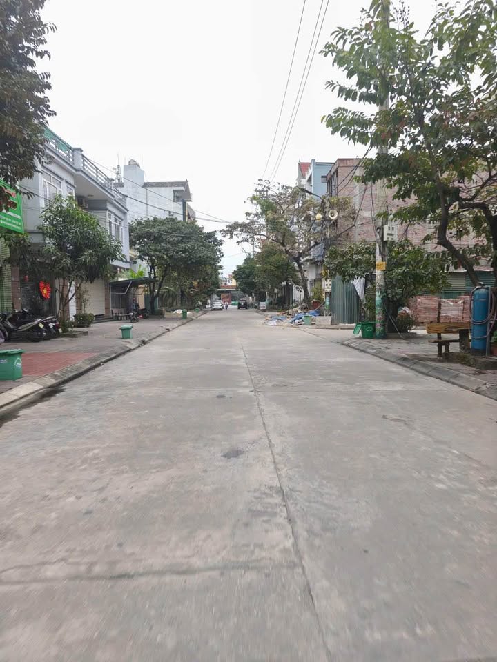 Nhà gác lửng cho thuê tại Cẩm Trung, Cẩm Phả - Giá chỉ 2.5 triệu/tháng!