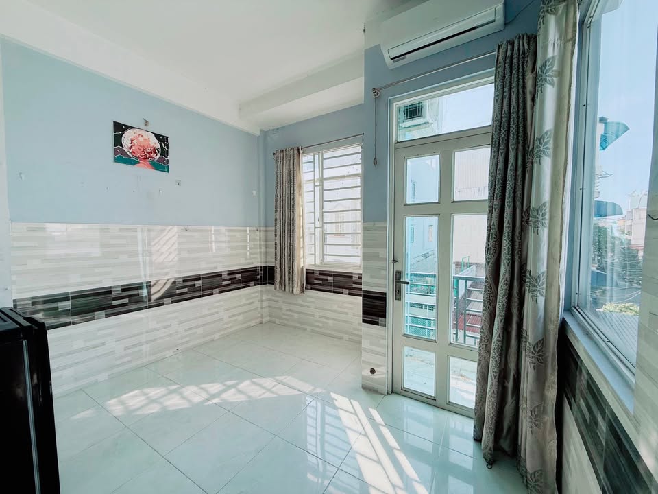 Phòng cho thuê quận 11 - Thái Phiên 2.9 triệu - Không gian thoáng mát, tiện nghi đầy đủ!