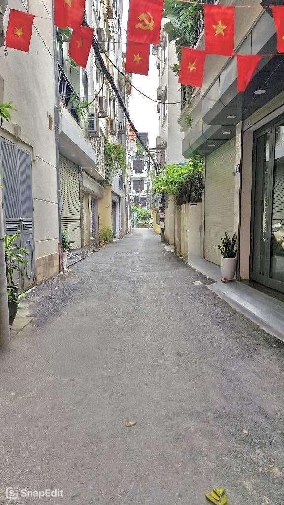 Nhà đẹp Bồ Đề Long Biên 55m² - Ô tô vào nhà, sổ đỏ chính chủ!