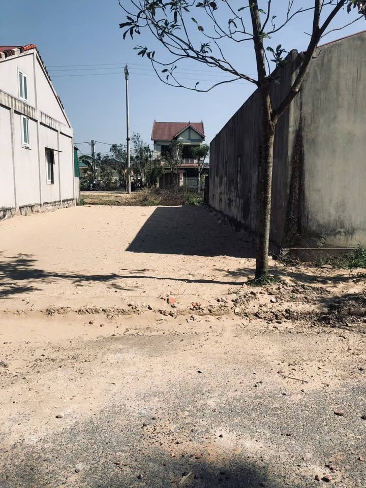 Đất nền 142.9m² đường Lý Nam Đế, Cửa Lò - Giá chỉ 2.8 tỷ!