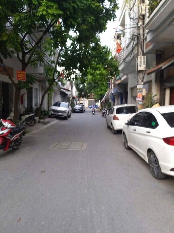 Nhà 1,5 tầng Trại Chuối, Quận Hồng Bàng 36m² giá chỉ 1.9 tỷ - Ô tô đỗ cửa!