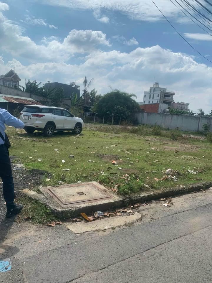 Đất thổ cư Phan Văn Hớn 900m² giá 22.5 tỷ - Đầu tư sinh lời cao!