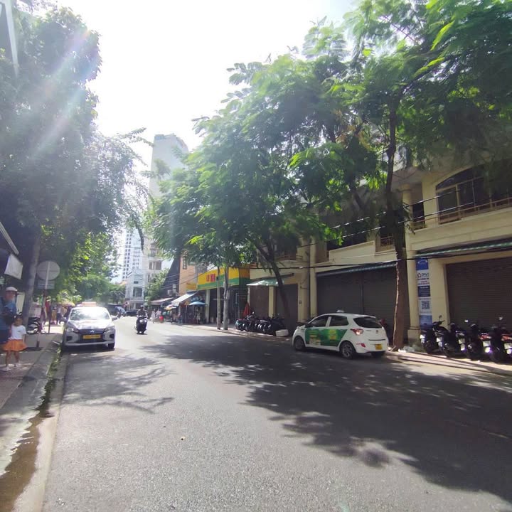 Bán đất FrontHouse mặt tiền Tô Hiến Thành, Nha Trang 109.9m² giá 23 tỷ - Cơ hội đầu tư sinh lời!
