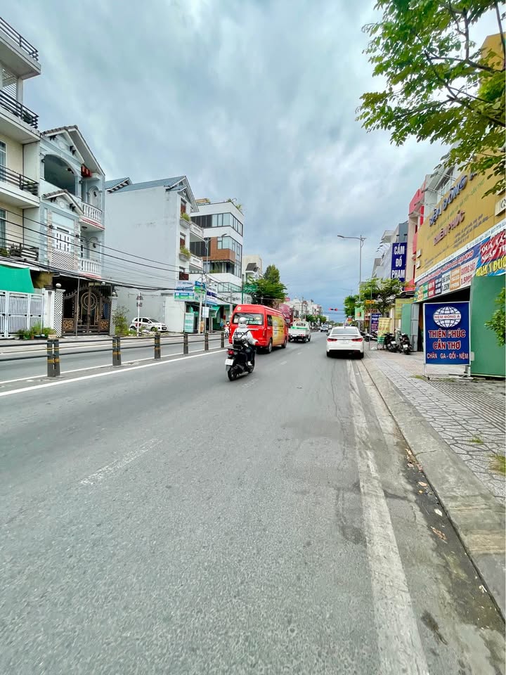 Đất nền mặt tiền Trần Hoàng Na Ninh Kiều 200m² giá 19 tỷ - Đầu tư sinh lời ngay!