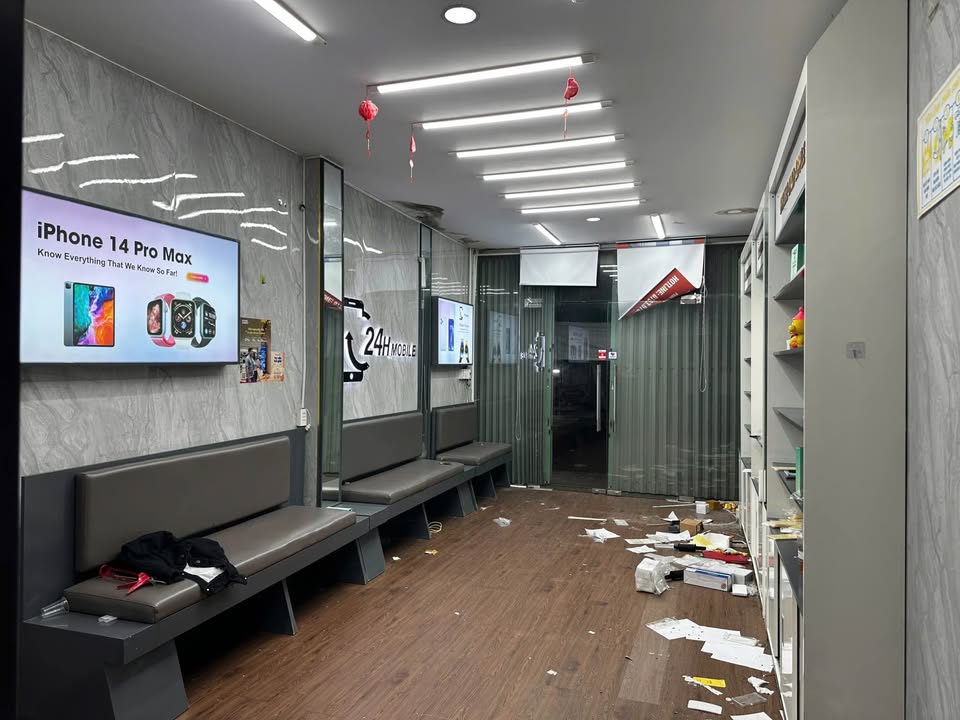 Nhà phố cho thuê Trần Hưng Đạo, Phú Thủy, 180m² chỉ 12 triệu/tháng - Sảnh kinh doanh rộng rãi!