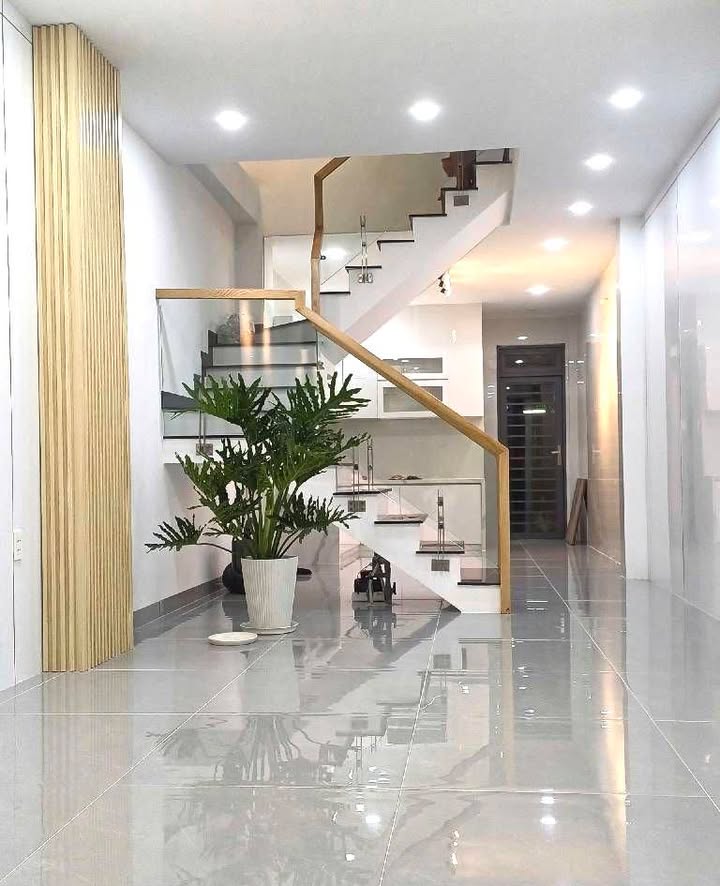 Nhà 3 tầng Hậu Giang, Quận 6, 60m² giá 7 tỷ - Full công năng, vào ở ngay!