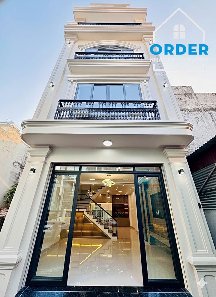 Nhà 4 tầng đường Thiên Lôi, Hải Phòng 62m² giá 6.1 tỷ - Ô tô vào tận nhà!