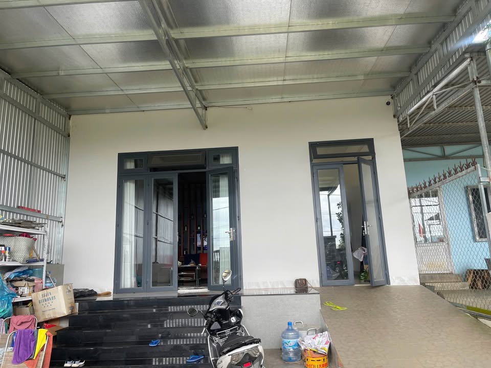 Nhà đẹp hẻm Nguyễn Tri Phương, Bảo Lộc 217m² giá 3.5 tỷ - Sẵn sàng vào ở!