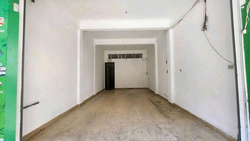 Cho thuê mặt bằng mặt tiền đường Hai Bà Trưng, TP Huế 30m² - Vị trí đắc địa cho mọi loại hình kinh doanh!