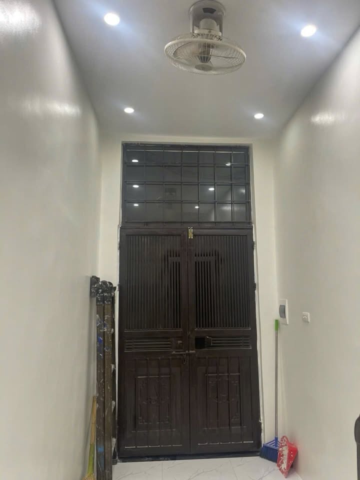 Nhà cho thuê 3 tầng tại Ngõ 100 Kim Ngưu, Bạch Mai - Giá chỉ 5 triệu/tháng!