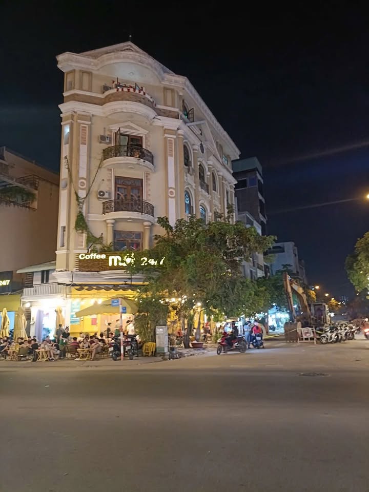 FrontHouse 2 mặt tiền Tạ Quang Bửu, P.4, Q.8 - Sổ hồng chính chủ, thu nhập 100 triệu/tháng!