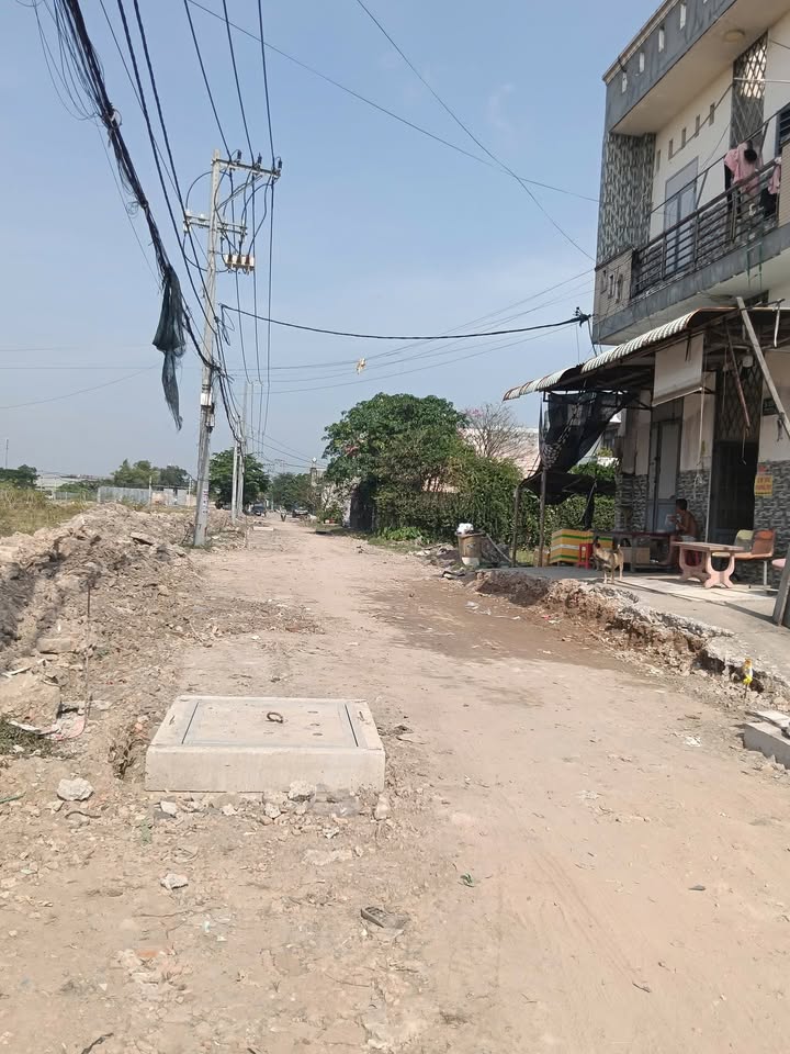 Đất nền Hóc Môn 475.6m² giá 14 tỷ - Bán gấp, thương lượng tốt!