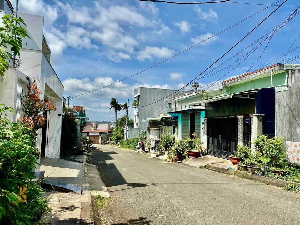 Đất tại khu Tái định cư Nguyễn Văn Linh, Pleiku 90m² giá 1.7 tỷ - Đầu tư sinh lời ngay!