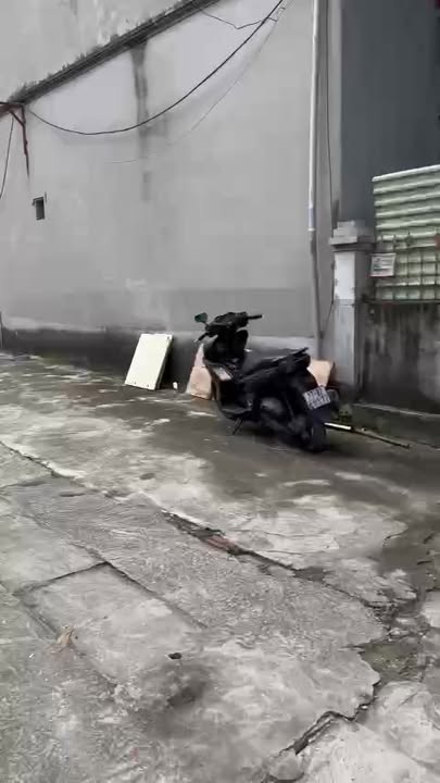 Đất nền Cự Khối Long Biên 38m² giá 5 tỷ - Tiện ích bao quanh đầy đủ!