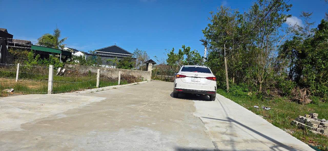 Đất Xóm 2, Nghi Phong 260m² giá 3.35 tỷ - Vị trí đẹp, đầu tư thuận lợi!