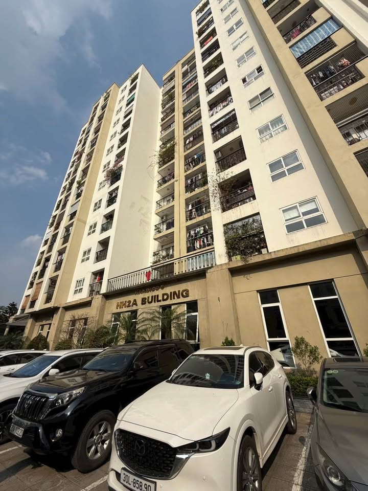 Chung cư HH2A Gia Thụy 110m² giá 8.9 tỷ - Tầng cao, lô góc, nội thất tặng kèm!