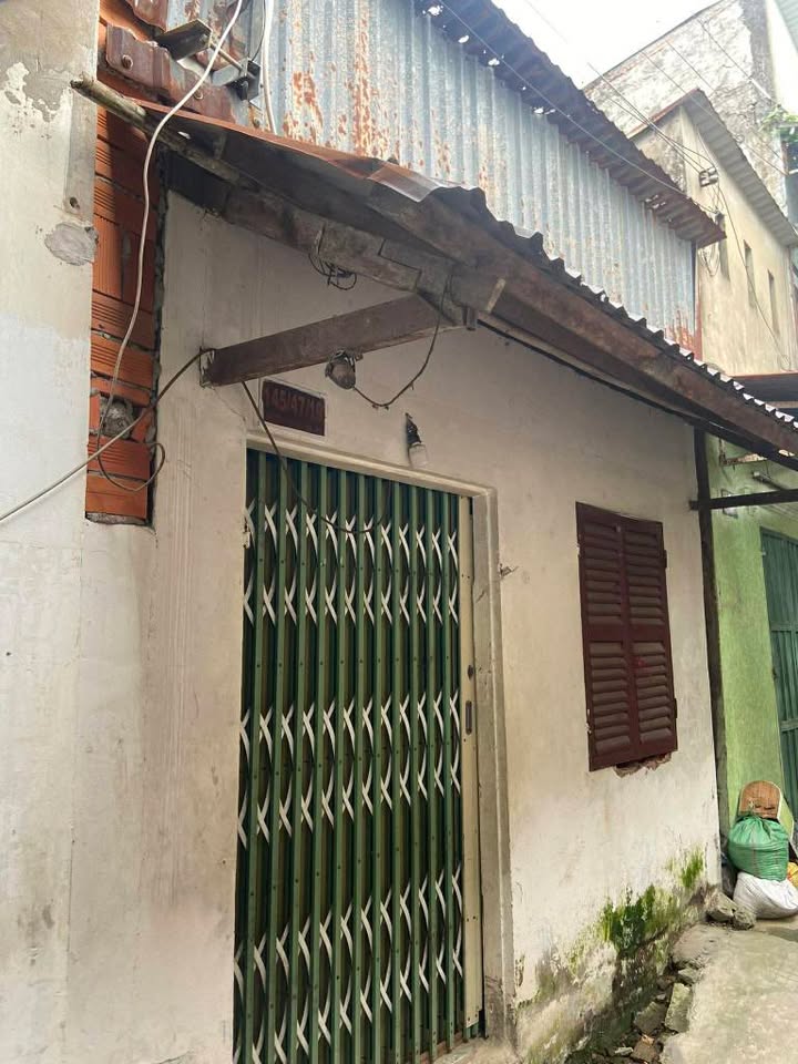 Nhà hẻm 145 Lê Hồng Phong, Sóc Trăng 22.75m² giá chỉ 180 triệu - Cần bán gấp!