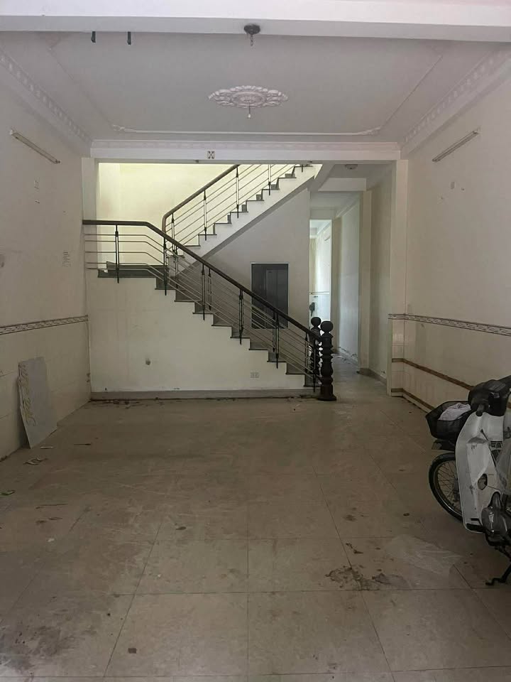 Nhà cho thuê 2 tầng mặt tiền Trần Phước Thành, 100m² - Kinh doanh thuận lợi!