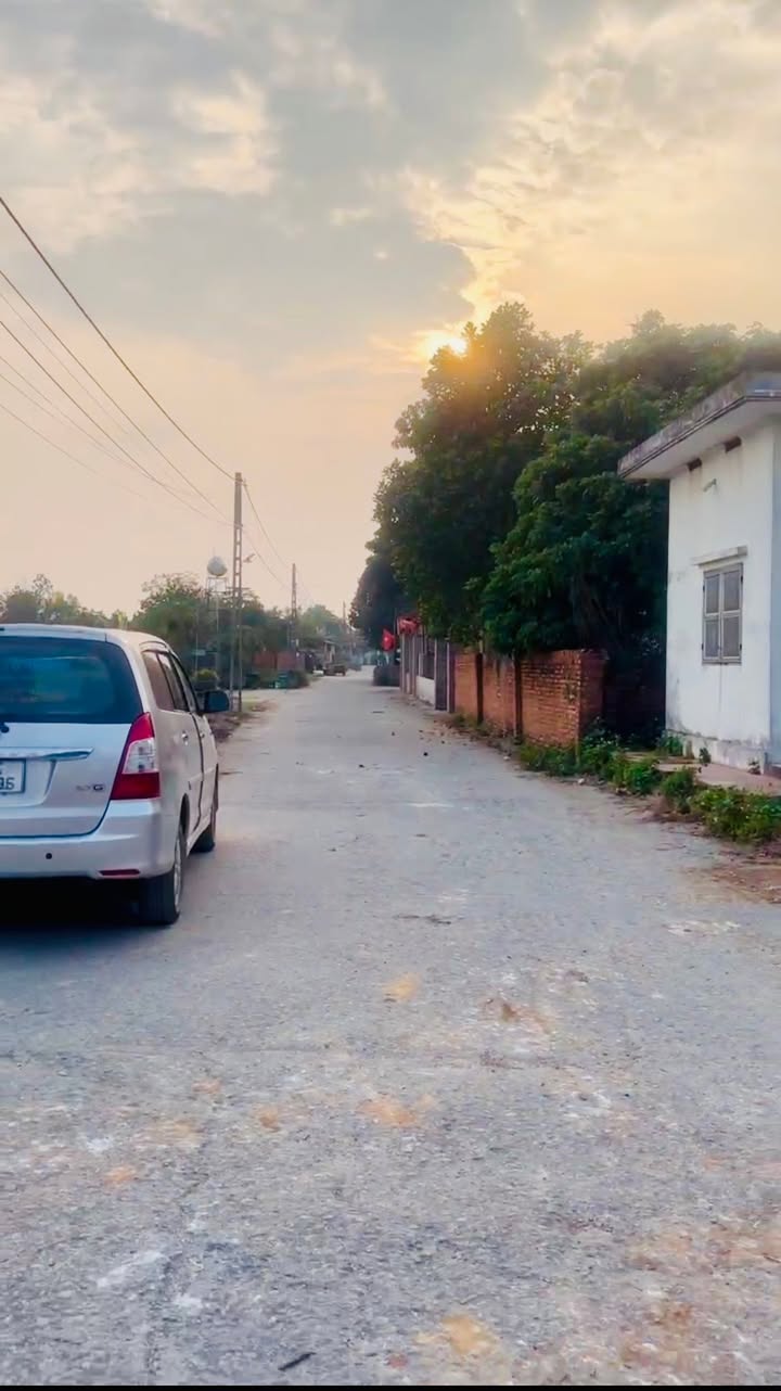 Đất lô góc Bắc Thượng - Nội Bài 80m² giá chỉ 2 tỷ - Cơ hội đầu tư tuyệt vời!