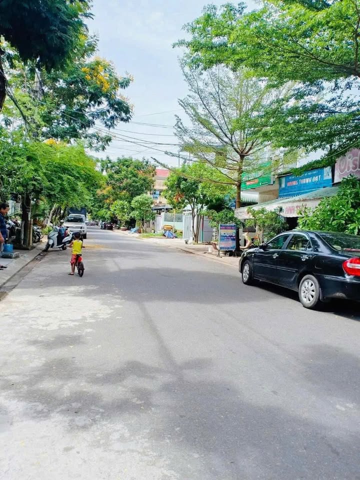 Đất nền 110m² đường Nguyễn Mộng Tuân, Liên Chiểu - Giá 4.65 tỷ, vị trí đắc địa!