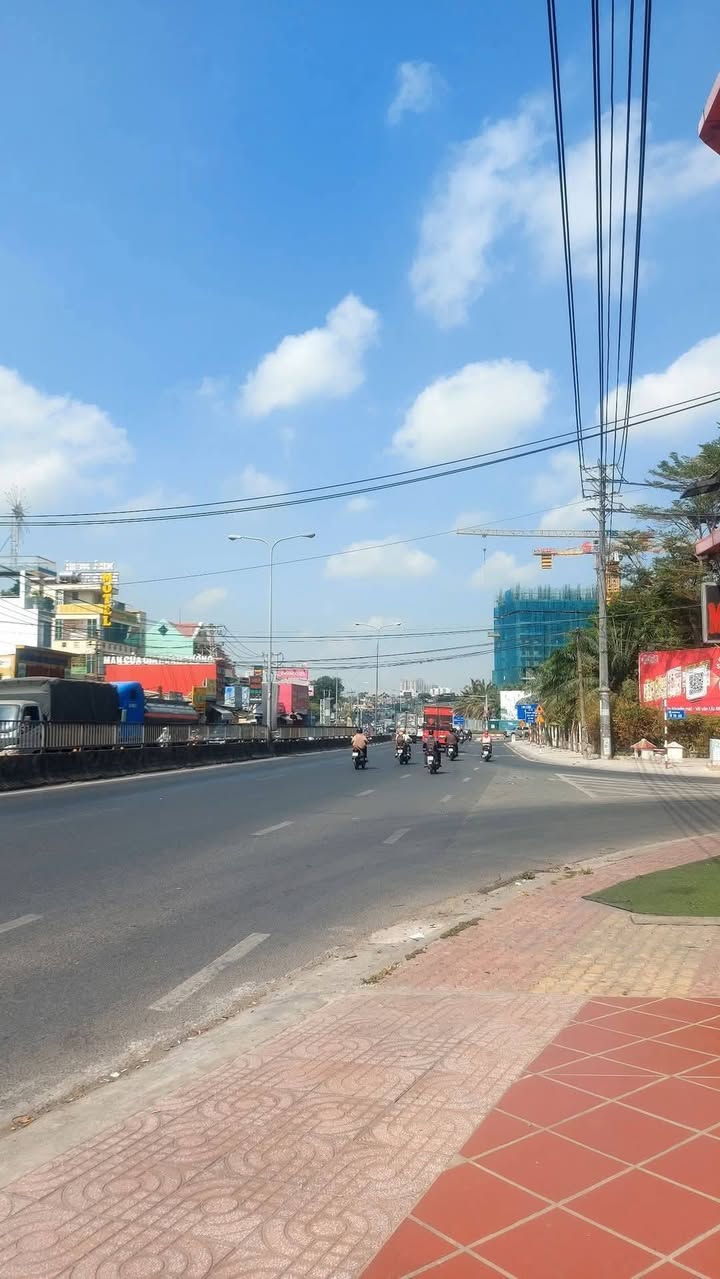 Mặt tiền Quốc lộ 1K, phường Đông Hòa, Dĩ An 665m² giá 35 tỷ - Đầu tư sinh lời ngay!