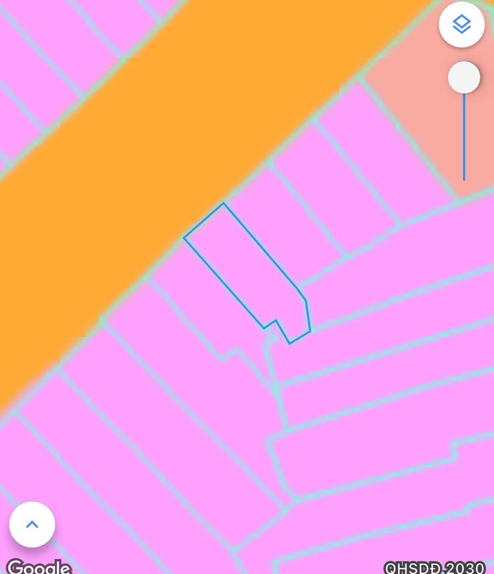 FrontHouse đường Nguyễn Huệ Phan Thiết 33m² giá 5.5 tỷ - Kinh doanh sầm uất!