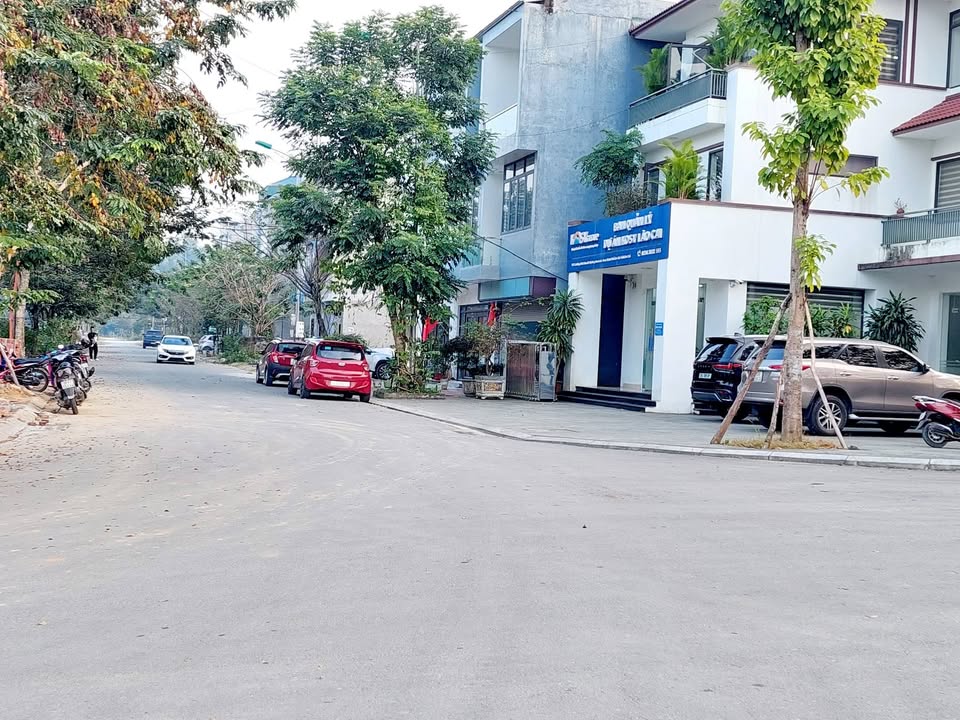 Đất nền Khu đô thị Kosy Lào Cai 102m² giá 1.13 tỷ - Vị trí đắc địa, diện tích lý tưởng!