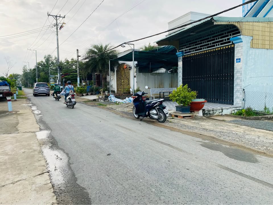 Đất thổ cư Lương Hoà Bến Lức 91m² giá 1.35 tỷ - Cơ hội đầu tư hấp dẫn!