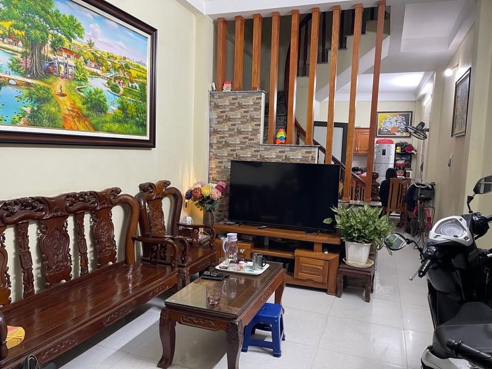 Nhà lô góc Vân Canh, Hoài Đức 42m² giá 5 tỷ - Đầu tư sinh lời ngay!