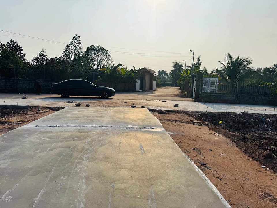 Đất nền góc 2 mặt tiền tại Hải Yên, Móng Cái 93m² - Giá chỉ 1 tỷ!