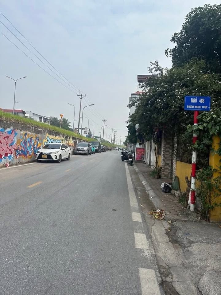 Nhà riêng Ngọc Thụy 36m² giá 8 tỷ - Thiết kế 5 tầng có thang máy