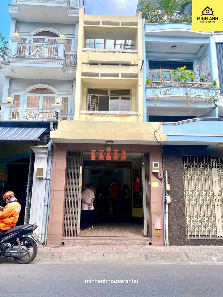 Nhà mặt tiền Nguyễn Trọng Tuyển, Phú Nhuận 68m² - Kinh doanh sầm uất, giá thỏa thuận!