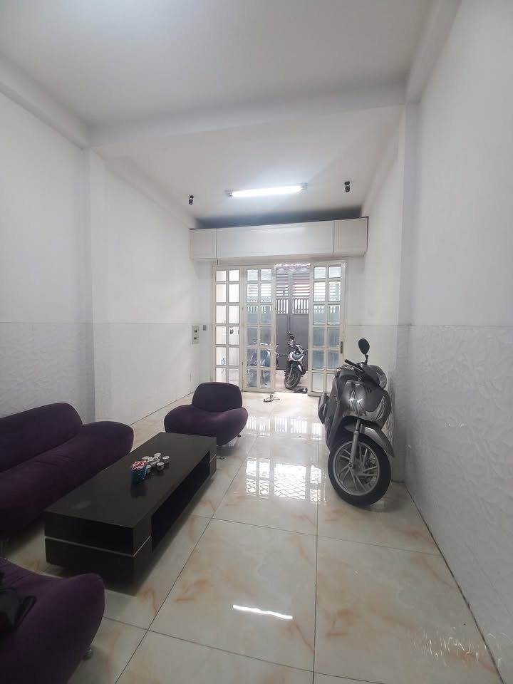 Nhà cho thuê Đặng Văn Ngữ, Phú Nhuận 96m² - Thích hợp làm văn phòng, ở ngay!