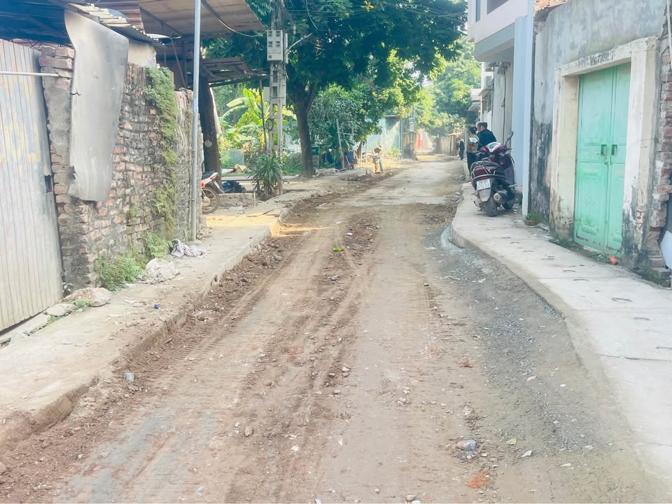 Đất nền Yên Sơn Quốc Oai 120m² giá chỉ 5 tỷ - Đầu tư sinh lời hấp dẫn!