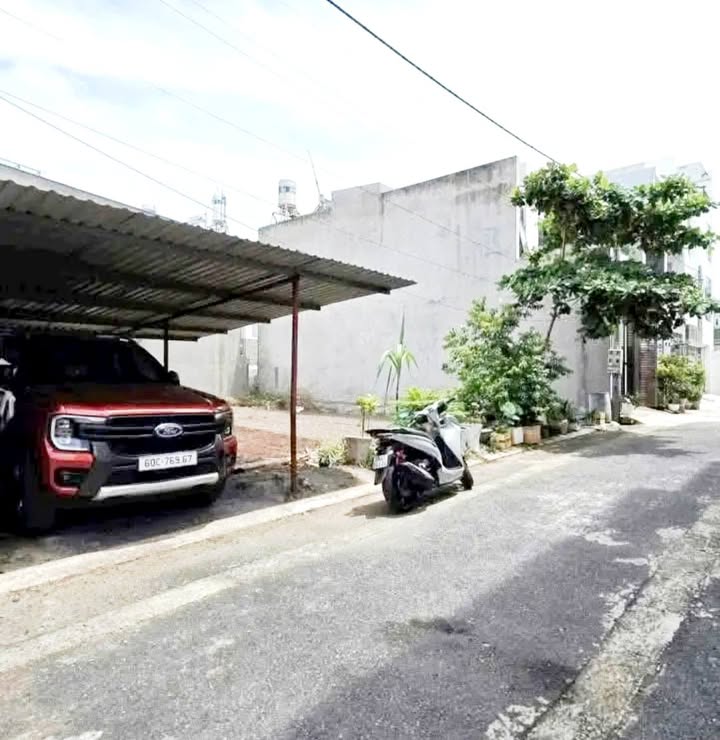 Đất thổ cư phường Tân Hiệp Biên Hòa 70m² giá 2.29 tỷ - Sổ riêng, xây dựng tự do!