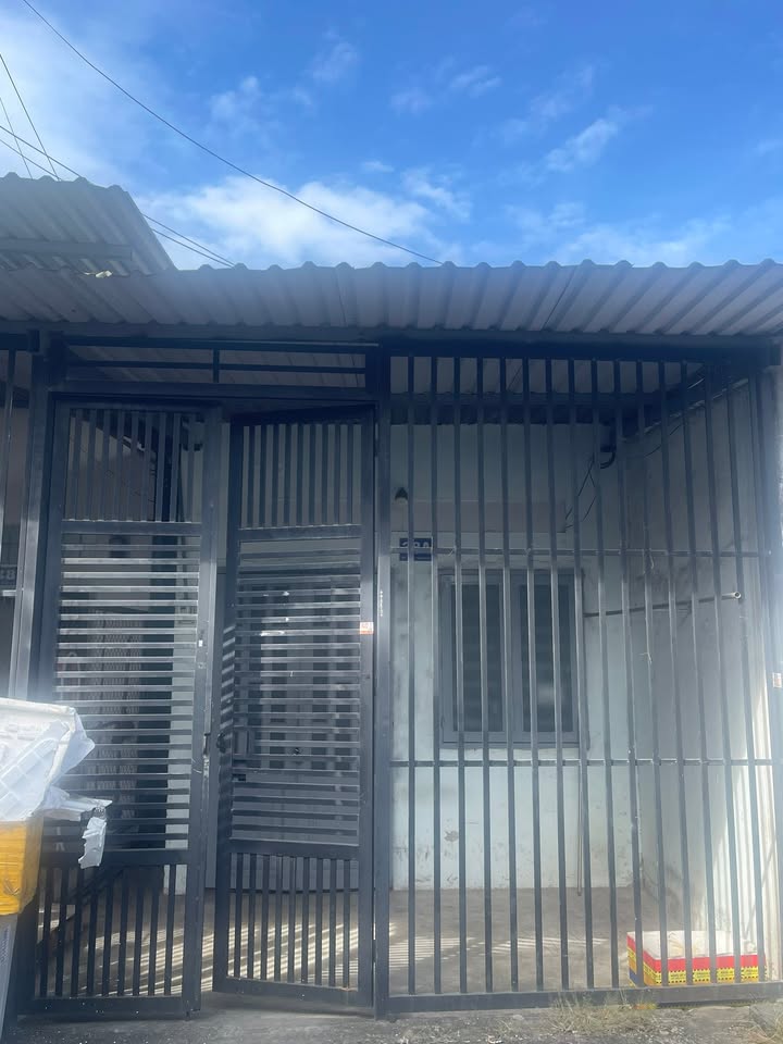 Cho thuê phòng trọ nhà nguyên căn Tân Hiệp 2.7 triệu - Gần sân vận động Đồng Nai!