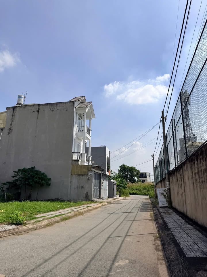 Nhà 3 tầng mới xây 60m² giá 5.9 tỷ - Sẵn sàng dọn vào ở ngay!