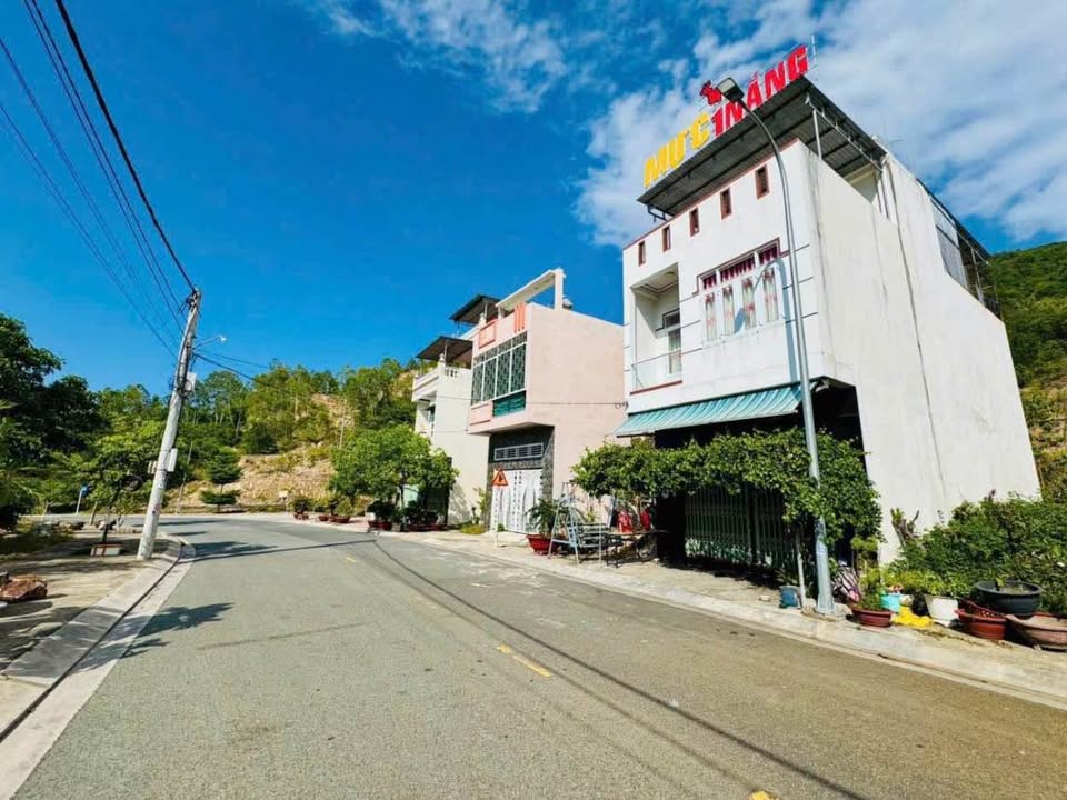 Đất nền TĐC Hòn Rớ 2, Nha Trang 70m² giá 4.32 tỷ - Sổ đỏ, xây dựng tự do!