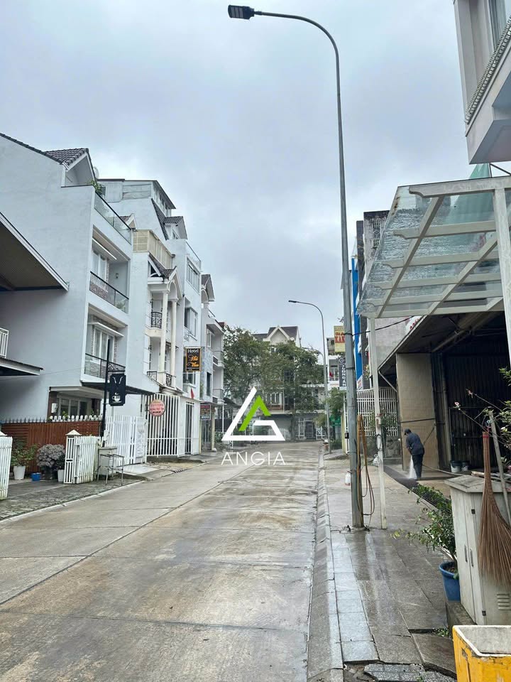 Đất Khu Công Viên Văn Hóa Đô Thị Đà Lạt 85m² giá 12.5 tỷ - Sổ đỏ chính chủ, đầu tư sinh lời!