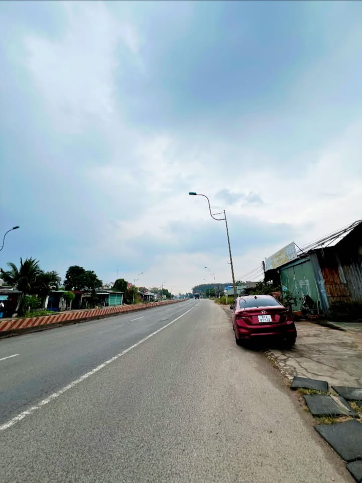 Đất và nhà cấp 4 tại An Bình, Phú Giáo, Bình Dương - 150m² chỉ 1.55 tỷ - Kinh doanh tốt!