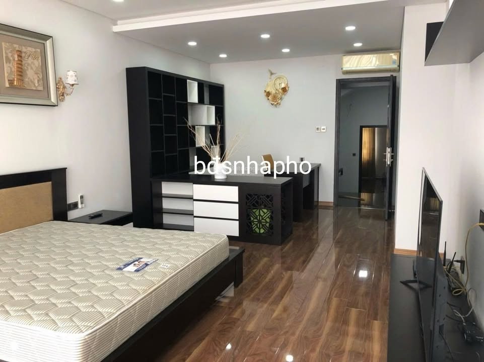 Nhà nguyên căn cho thuê tại Đa Phước, Hải Châu - Diện tích 400m², nội thất đầy đủ, vào ở ngay!