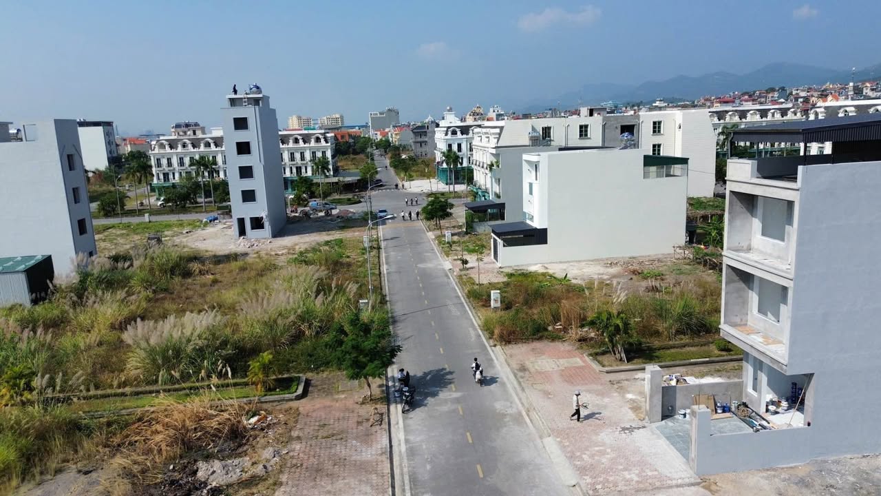 Đất nền KĐT Tân Thành, Uông Bí 100m² giá 1.6 tỷ - Đầu tư sinh lời ngay!