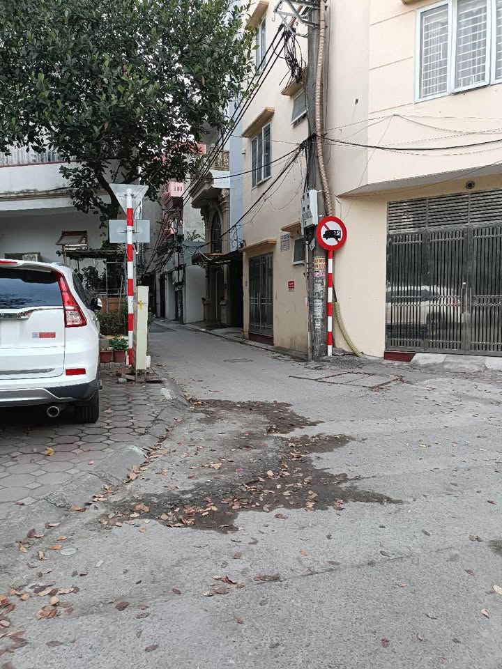 Đất đẹp mặt tiền Nguyễn Lam, 65m² giá 5.7 tỷ - Sổ đỏ chính chủ, giao dịch ngay!