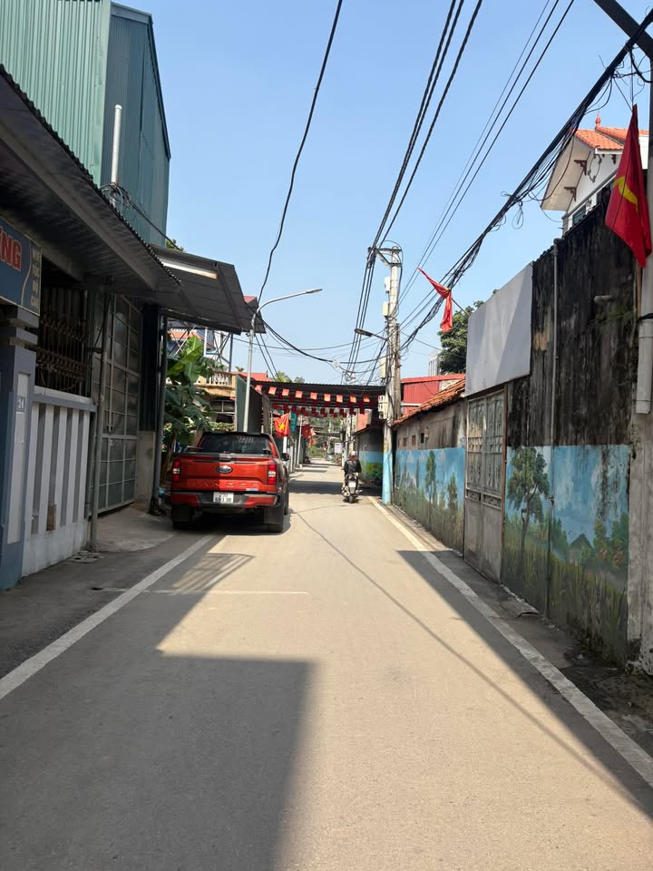 Nhà 3 tầng Vân Côn - Hoài Đức 50m² giá 5 tỷ - Ô tô đỗ cửa tiện lợi!