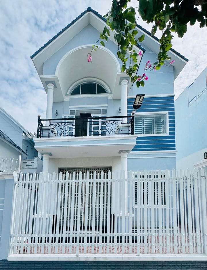 Biệt thự mini 2 tầng mặt tiền đường Tân Lộ Kiều Lương, 251m² giá 6.3 tỷ - Đầu tư sinh lời hấp dẫn!