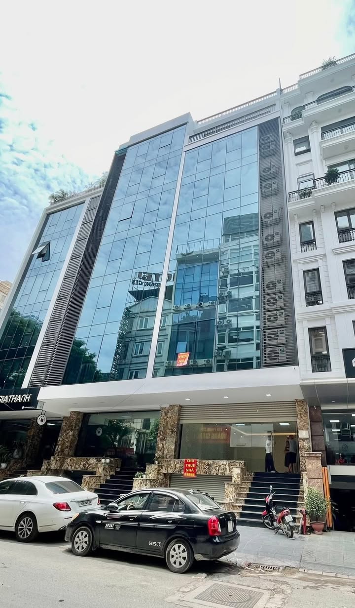 Văn phòng cho thuê tại ngõ Trần Thái Tông, Cầu Giấy 100m² - Thiết kế thông sàn, giá 25 triệu!