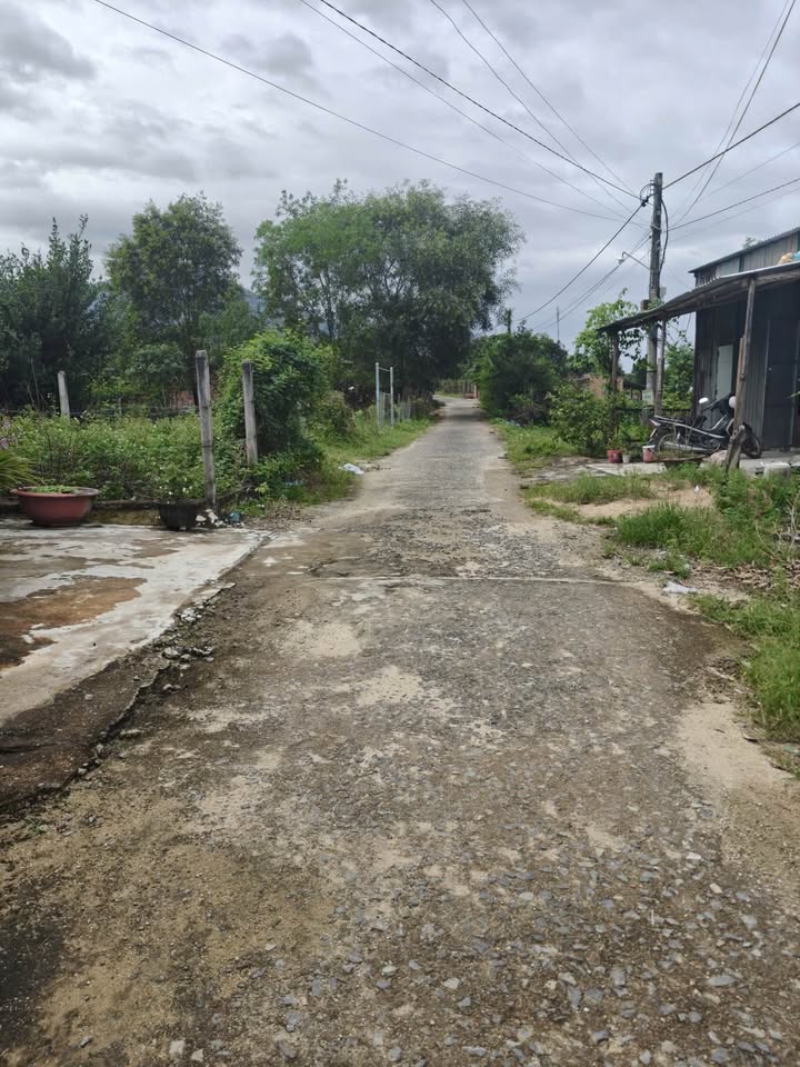 Nhà cấp 4 Suối Tiên, Diên Khánh 138m² giá 850 triệu - Hướng Đông mát mẻ