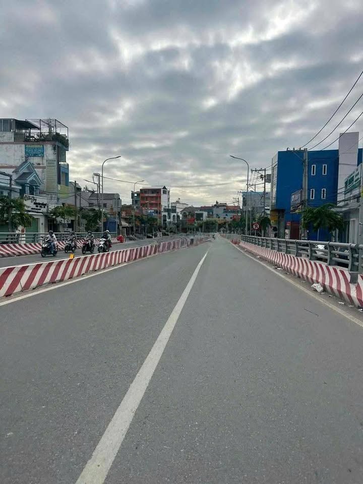 Nhà mặt tiền cho thuê Tân Kỳ Tân Quý, Quận Bình Tân, 246m² giá 28 triệu/tháng - Khu vực sầm uất!