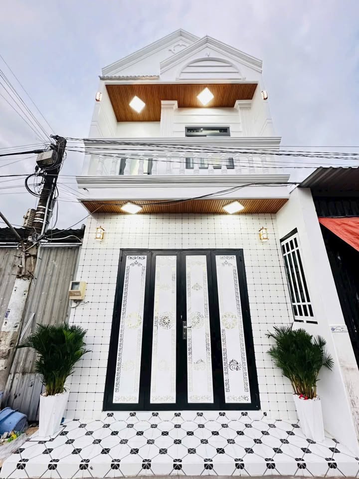 Nhà phố Hẻm 96 Đào Tông Nguyên Nhà Bè 49m² giá 1.86 tỷ - Sổ đỏ chính chủ, xe hơi đỗ cửa!