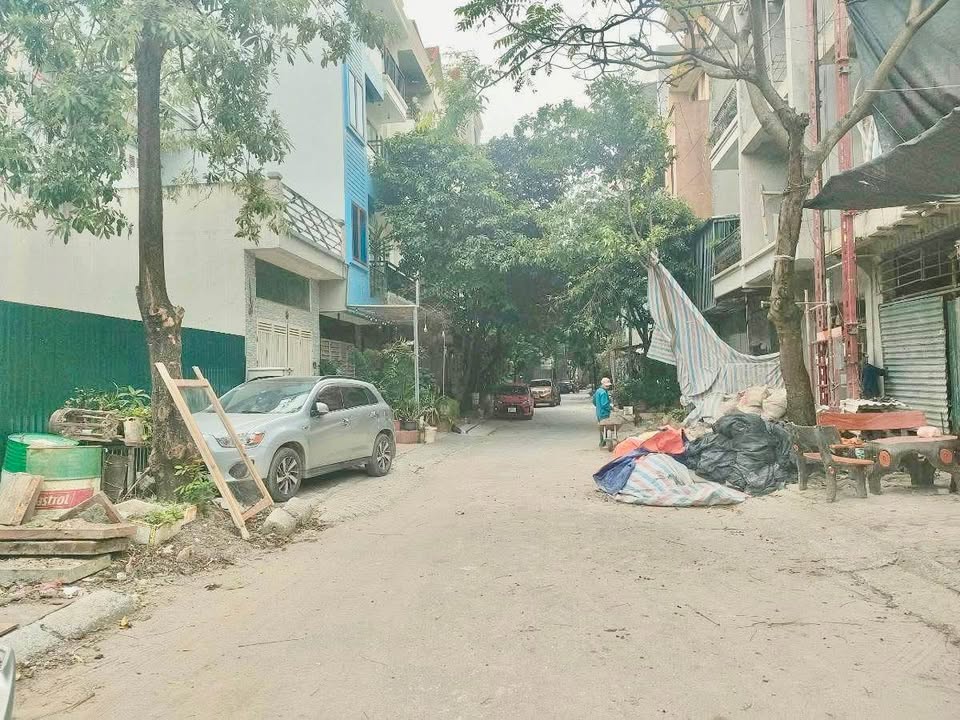 Đất lô góc Kiến Hưng 105m² giá 23 tỷ - Đón đầu sóng công viên 365!